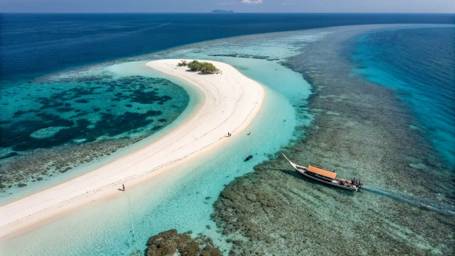 Taka Makassar Sandbar - Komodo Yacht Charter