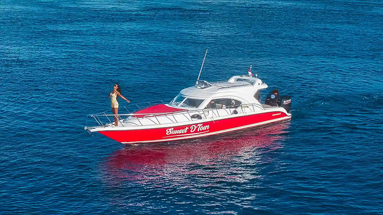 What To Expect On A Sunset Cruise with Labuan Bajo Yacht